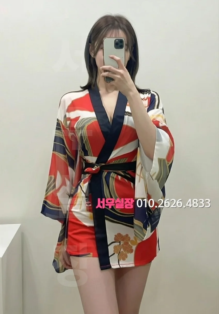 포천 미러룸 프리미엄 라인업 16번 프로필